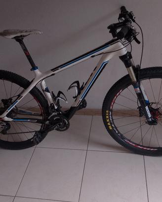 MTB Trek carbonio cambio xtr ruote 29