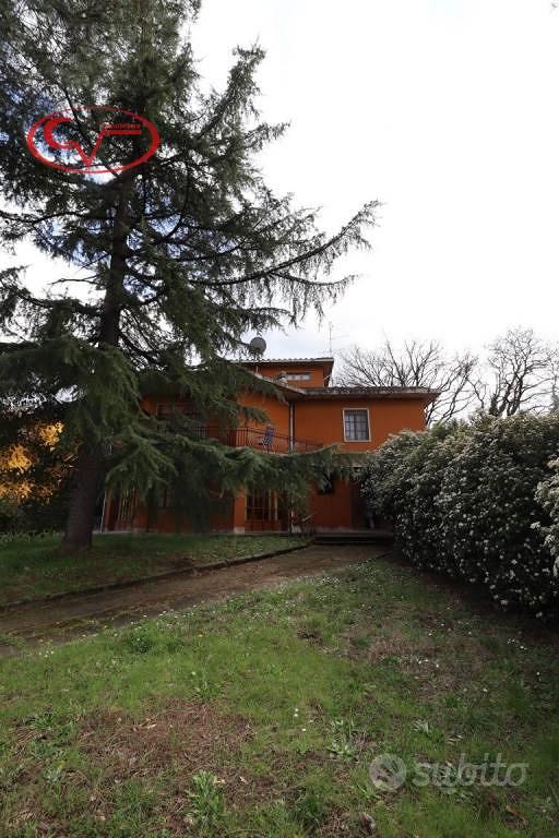 Villa di 377 m² con più di 5 locali a Bucine - Vista 4