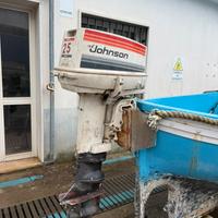 Motore Johnson 25 cv per pezzi di ricambio