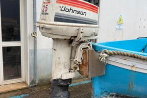 Motore Johnson 25 cv per pezzi di ricambio