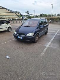 Opel zafira 2000 edition