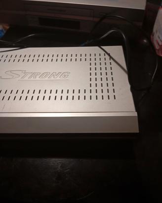 ricevitore satellitare strong modello srt 6355