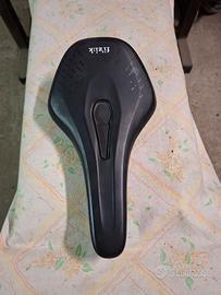 Selle bici. La Fizik 50€ le altre 20€/cad.