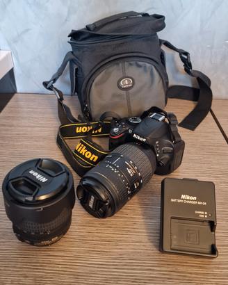 Fotocamera reflex Nikon D5100 con 2 obiettivi 