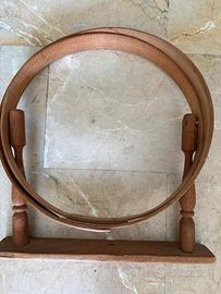 Telaio in legno per ricamo