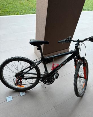 Bici Mtb Rockrider bambino 9-12 anni 24 pollici
