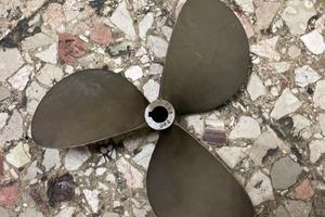 Elica in bronzo asse 20