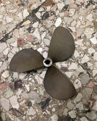 Elica in bronzo asse 20