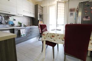 4 LOCALI A PRATO