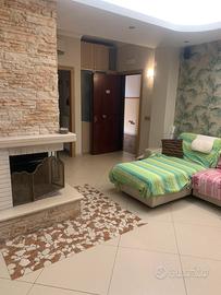 Appartamento arredato con posto auto