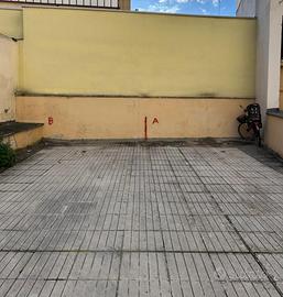 Posto auto scoperto-centro-piazza garibaldi