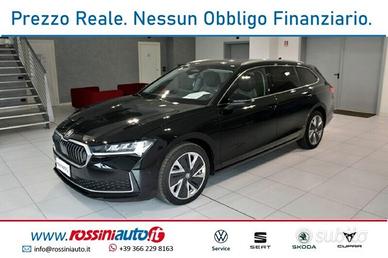 SKODA Superb 2.0 TDI 150 CV DSG STYLE + R18 + ALCA