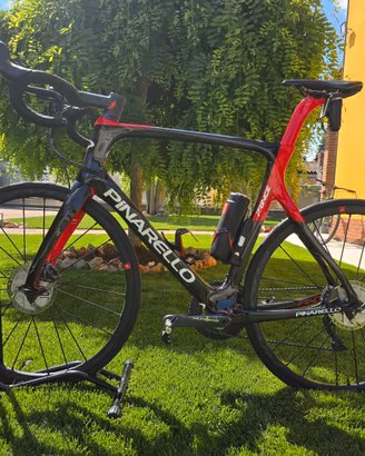Pinarello Prince tg 59.5 in blocco con accessori