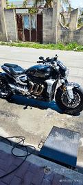 triumph rocket 3r 