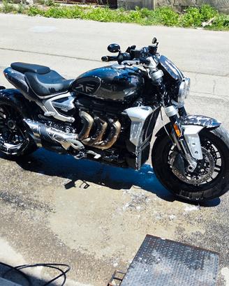 triumph rocket 3r 