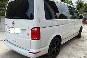 VOLKSWAGEN Multivan 6ª '15-> - 2016
