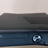 CONSOLE XBOX 360 S 
Mod. 1439 2 CONTROLLER GIOCHI