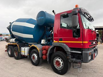 IVECO EUROTRAKKER con betoniera C & B DUE