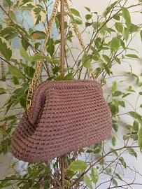 Borse ricamate all’uncinetto