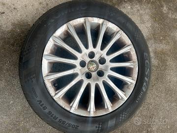 Cerchioni e gomme estive Alfa Romeo 147
