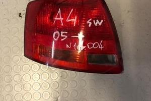 Faro posteriore sinistro esterno audi A4
