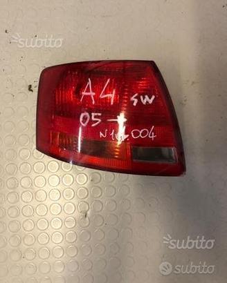 Faro posteriore sinistro esterno audi A4