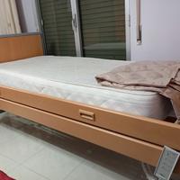 letto da degenza elettrico in legno 
