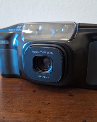 Fotocamera Ricoh zoom RZ750