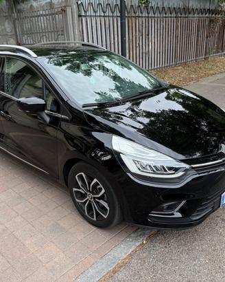 Renault Clio Sporter dCi 8V 90 CV EDC Moschino Zen