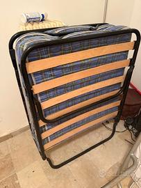 Letto pieghevole  con  materasso
