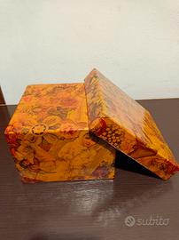 Scatola vintage apribile in legno 
