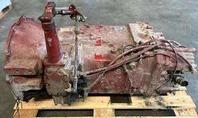 CAMBIO IVECO 190-26 ZF 16S130 42063329