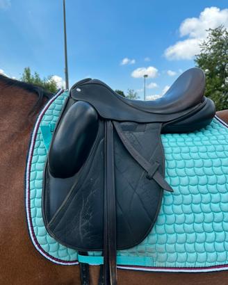 Sella da dressage marca Custom