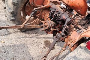 Trattore fiat 25 R o C fiat 311 R o C sollevatore
