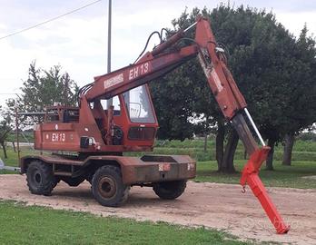 Gru caricatore semovente Eurohydromec EH 13