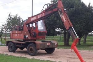 Gru caricatore semovente Eurohydromec EH 13