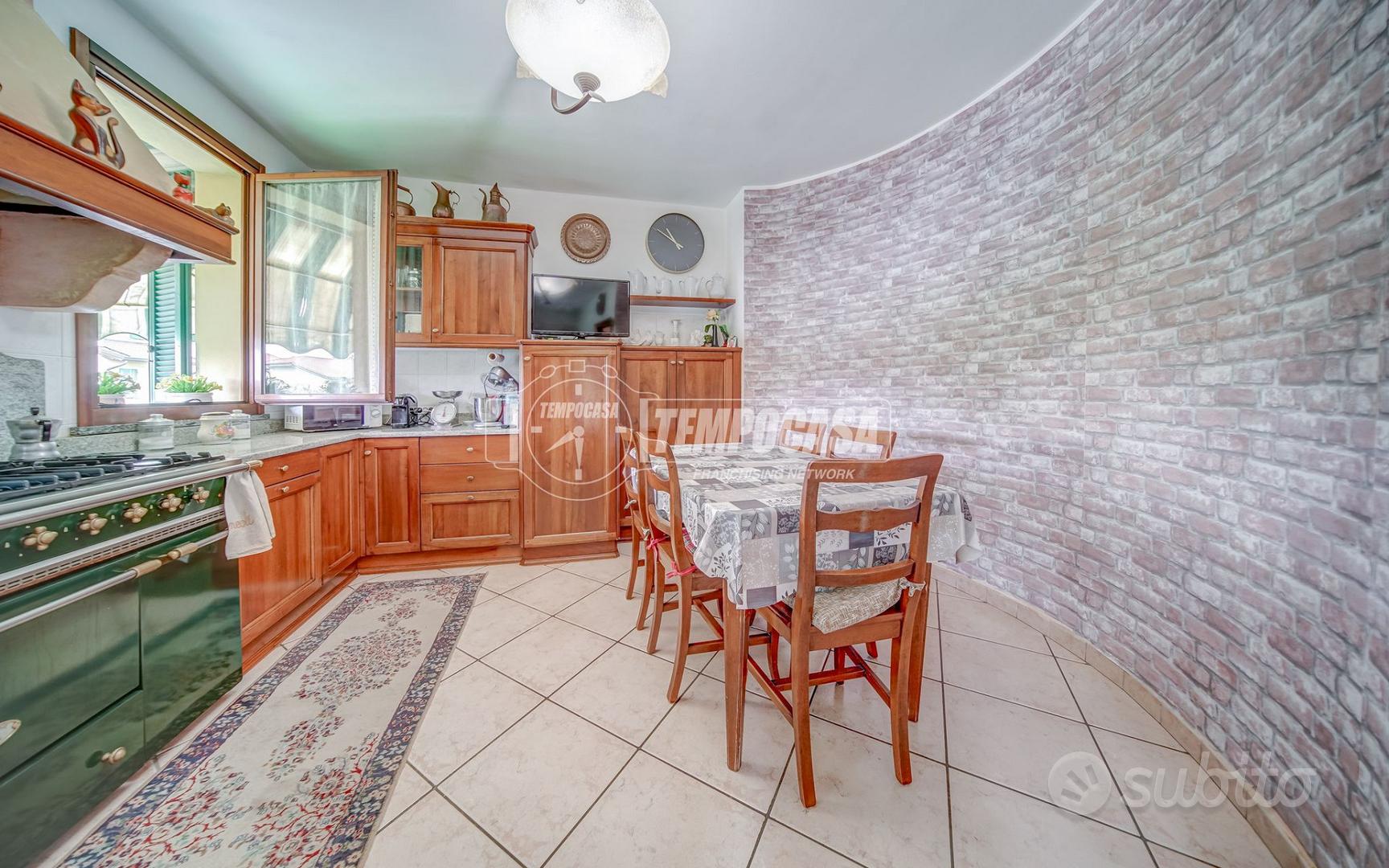 Villa di testa in zona residenziale!!! - Vista 5