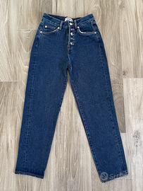 Pull and bear hot sale jeans vita alta