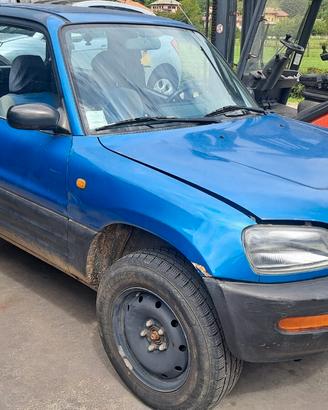 Ricambi vari Toyota Rav4 2.0 benzina 16v del 1995