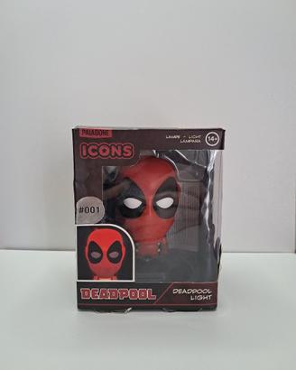 lamapada di Deadpool