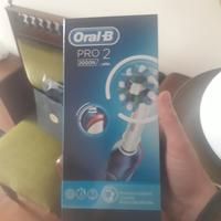 Spazzolino elettrico oral b pro 2