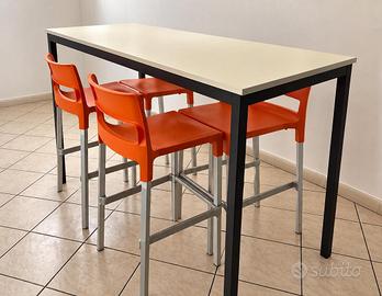 Tavolo 160x70 h 110 con 4 sgabelli Made in Italy