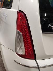 Fanale posteriore sinistro LANCIA MUSA del 2009