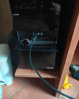 Computer i5 16Gb SSD 256Gb completo+scrivania 