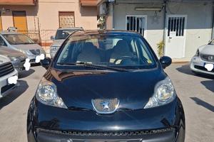 Peugeot 107 1.0 68CV 3p. Sweet Years