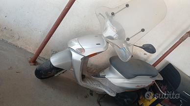 Scooter Piaggio Diesis 100