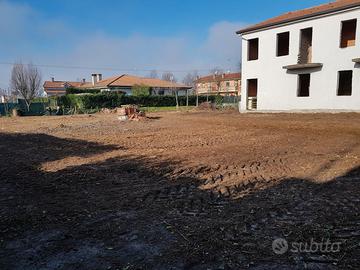 Casa Singola più terreno 1000mq