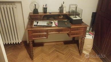 scrivania