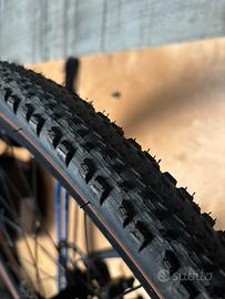 Pneumatici 700x40c pirelli