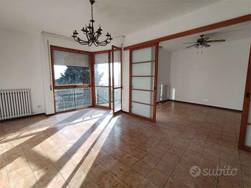 V004019 OSIMO semicentro